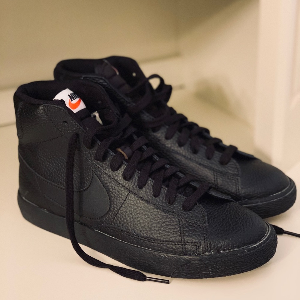 *SALE* NEW NIKE HIGH TOP BLAZER SB BLACK SNEAKER